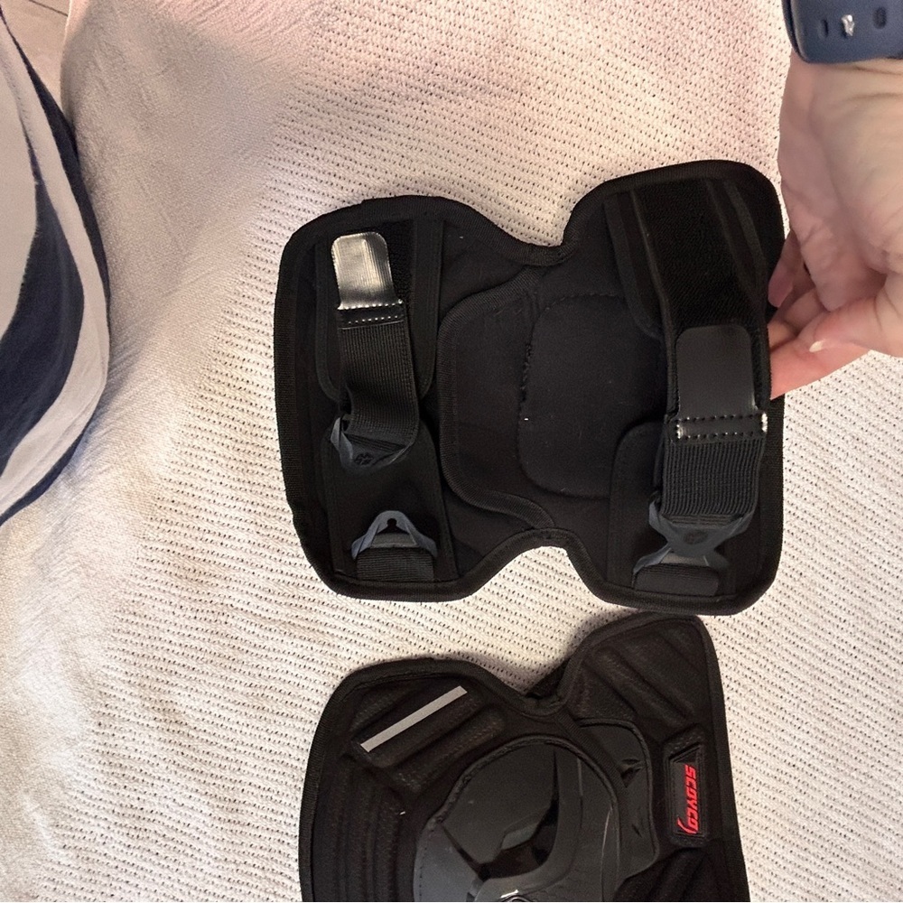 Scyoco Motor Cycle Knee Pads K46 Adult - Picture 2 of 3